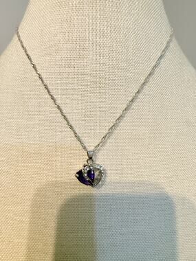Vintage Purple Heart Rhinestone Necklace 16”
